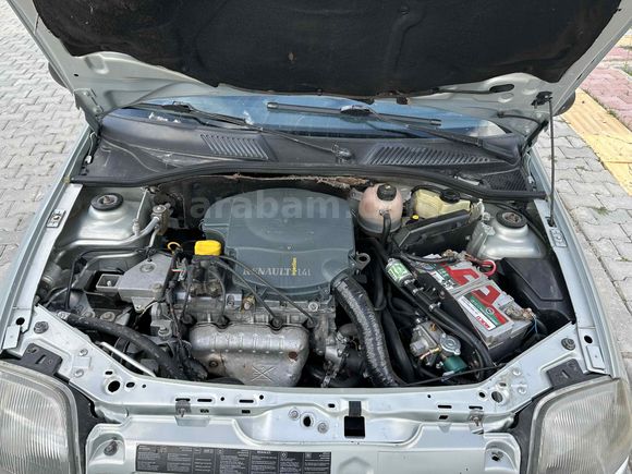 Sahibinden Renault Clio 1.4 RN 2000 Model 