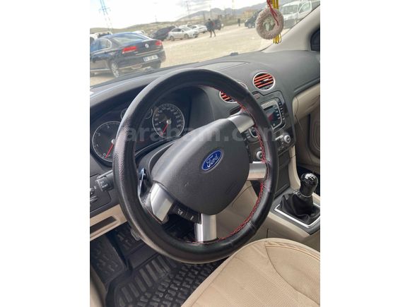 Sahibinden Ford Focus 1.6 TDCi Ghia 2008 Model 
