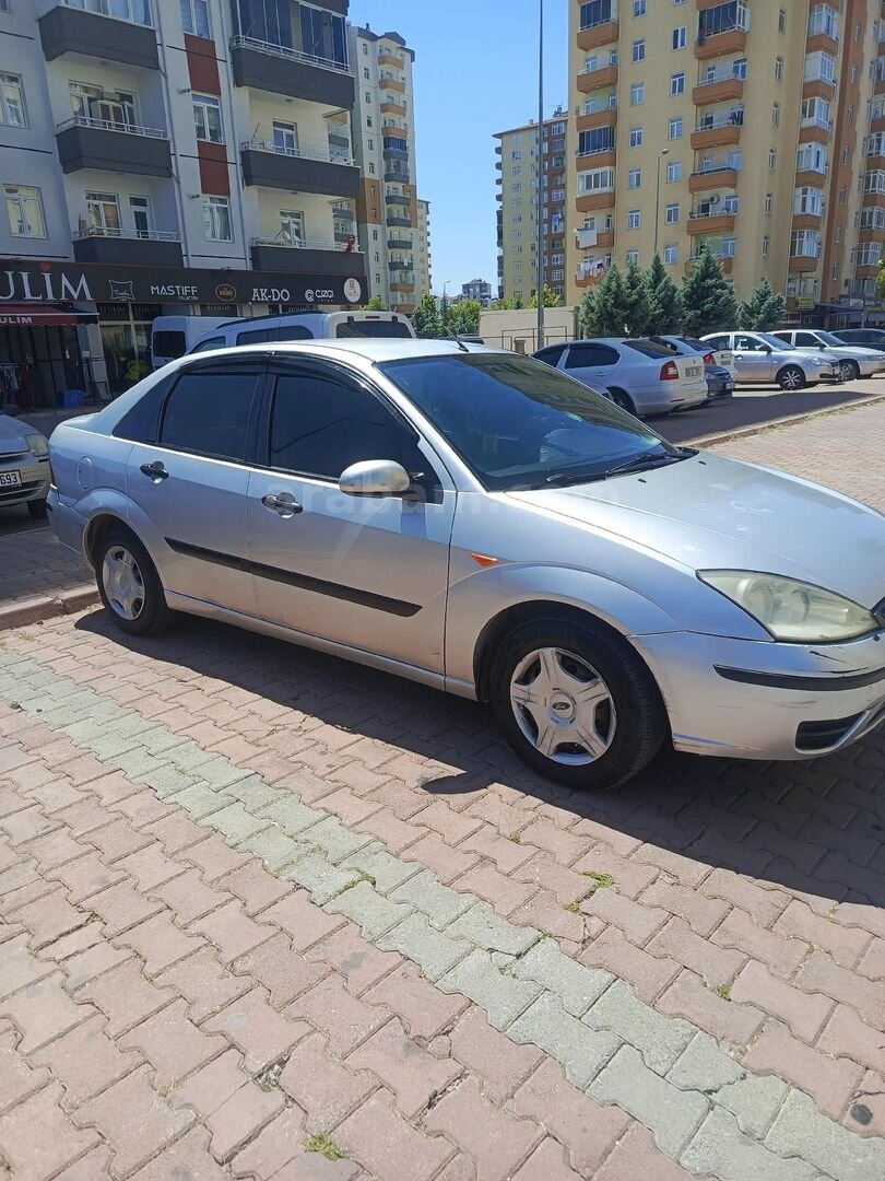 Sahibinden Ford Focus 1.4 Comfort 2004 Model Kayseri 302.000 km Diğer 4