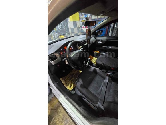 Sahibinden Citroen C-Elysée 1.6 HDi Confort 2015 Model 