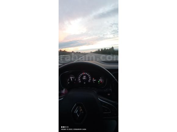 Sahibinden Renault Megane 1.5 dCi Touch 2018 Model  145500 km Beyaz
