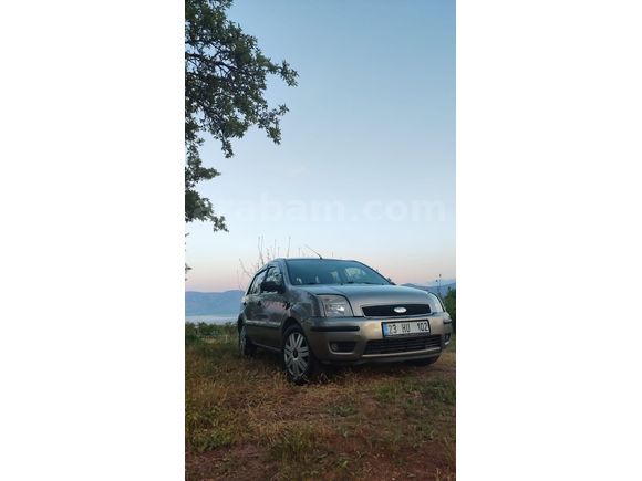 Sahibinden Ford Fusion 1.6 Lux 2004 Model