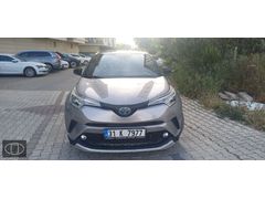 orijinal. değişensiz,boyasız,servis bakımlı,Toyota C-HR