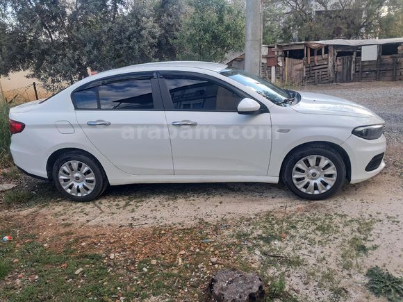 FİAT EGEA 1.3 M.JET EASY PAKET

KLİMA

ABS-EPS

RADYO-AUX-USB GİRİŞİ

TELEFON-BLUETOOTH BAĞLANTISI

CİTY MODU (DİREKSİYON SERTLİK YUMUŞAKLIK)

YOL BİL