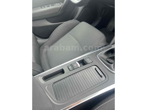 EMSALSİZ TEMİZLİKTE 1.3 TCe Touch 2025 Model 