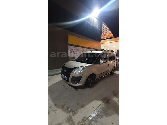 Sahibinden Fiat Doblo Combi 1.3 Multijet Premio 2013 Model  220.000 km Şampanya