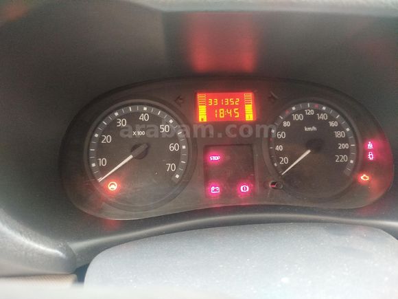 Sahibinden Renault Clio 1.2 Authentique 2004 Model
