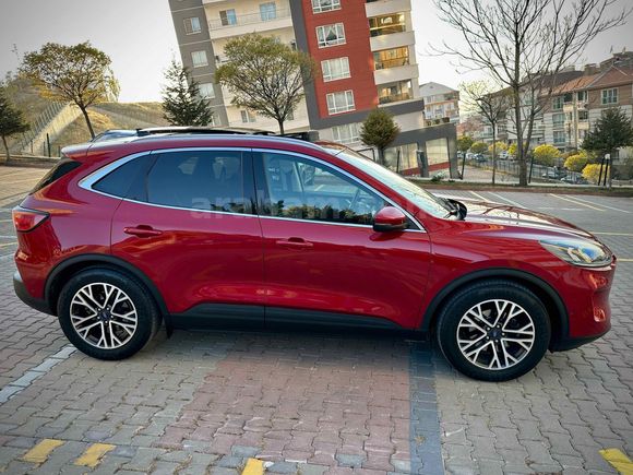 Sahibinden Ford Kuga 1.5 EcoBlue Titanium 2020 Model  78.000 km Kırmızı