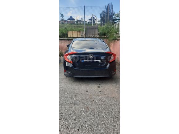 Memurdan acil Honda Civic 1.6i VTEC Eco Elegance 2018 Model