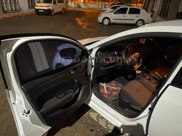 Sahibinden Renault Megane 1.6 Joy 2018 Model 