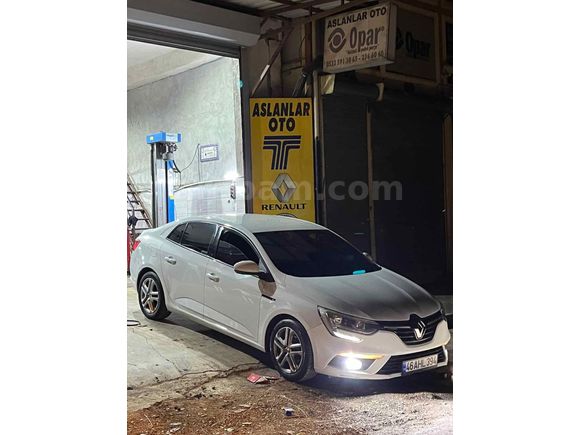 Sahibinden Renault Megane 1.6 Joy 2018 Model 