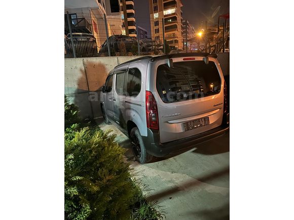 Galeriden Citroen Berlingo 1.5 BlueHDI Plus 2025 Model Samsun 6.000 km Gri (metalik)