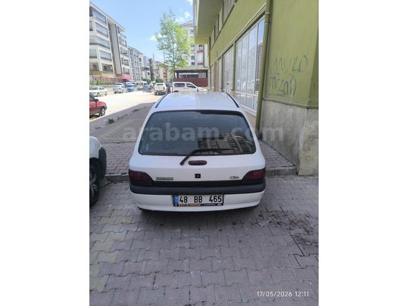 Sahibinden Renault Clio 1.4 RTA 1998 Model