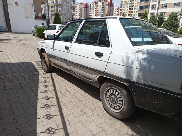 Sahibinden Renault R 9 1.4 Broadway GTE 1992 Model