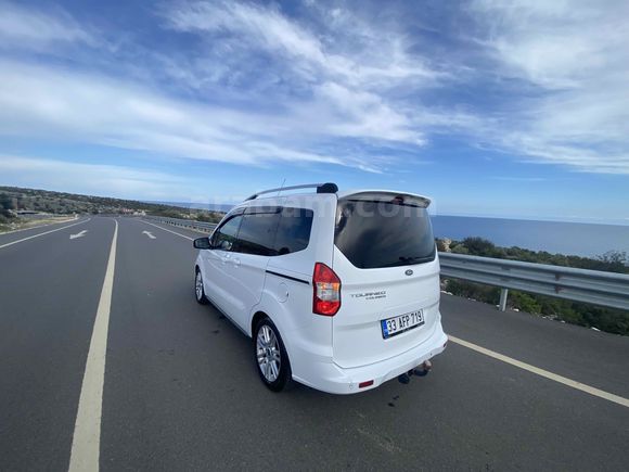 Sahibinden Ford Tourneo Courier 1.6 TDCi Titanium Plus 2017 Model Mersin