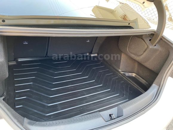 Sahibinden Renault Megane 1.3 TCe Joy Comfort 2023 Model