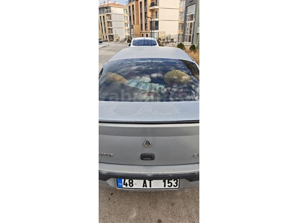 Sahibinden Renault Clio 1.4 Authentique 2005 Model  183.000 km Gri