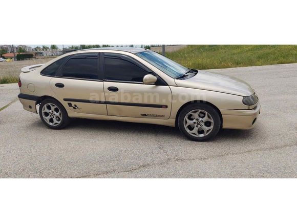 Sahibinden Renault Laguna 2.0 RXT 1999 Model 