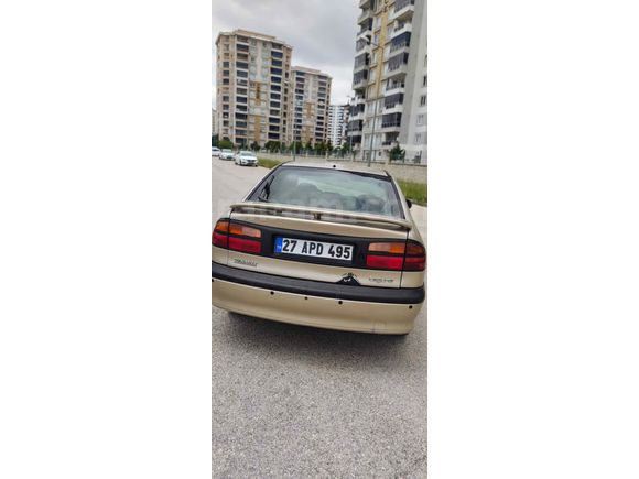 Sahibinden Renault Laguna 2.0 RXT 1999 Model 