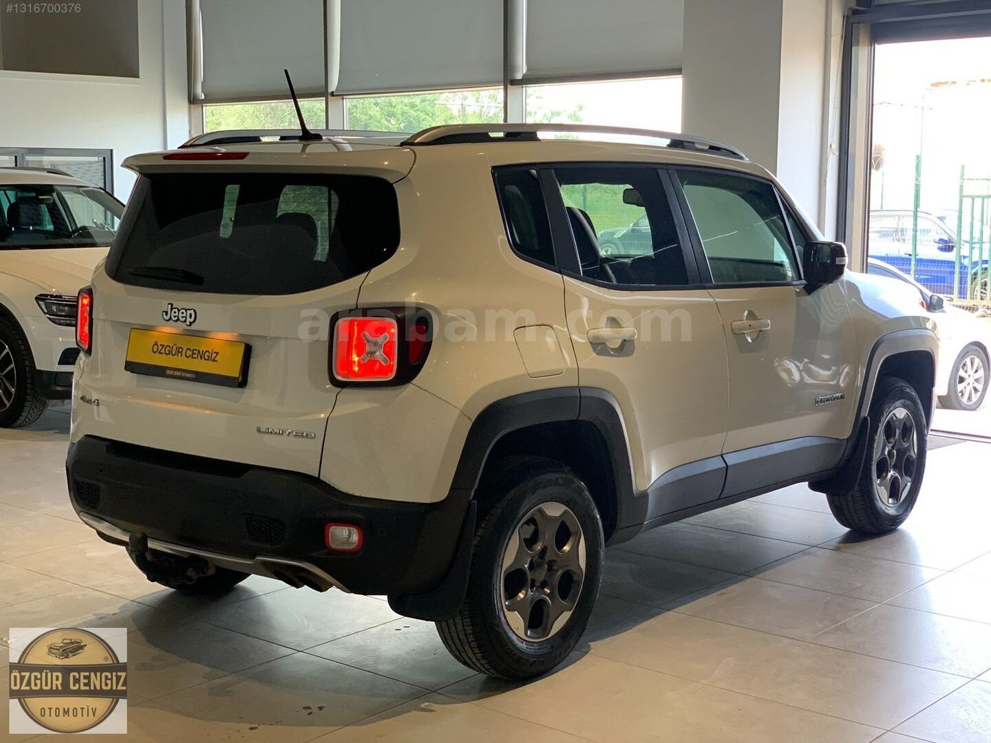 Galeriden Jeep Renegade 1.4 MultiAir Limited 2015 Model Bursa 234.000 km Beyaz 4