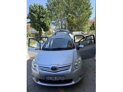 Sahibinden Toyota Auris 1.4 D-4D Comfort Extra 2011 Model  153.000 km Gri (Gümüş)
