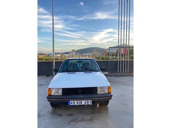 Sahibinden Renault R 9 1.4 Broadway 1991 Model 