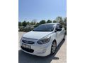 Sahibinden Hyundai Accent Blue 1.6 CRDI Mode Plus 2013 Model  206.000 km Beyaz