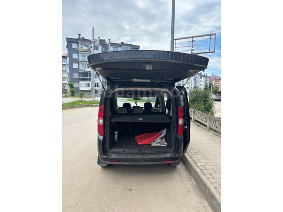 2012 otomobil ruhsatlı otomatik doblo1.6 Multijet Premiyum  219binkm