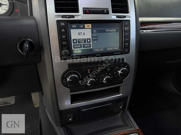 GALERİ NAZ-CHRYSLER 300C 3.0 CRD BOSTON PREMİUM MAKYAJLI