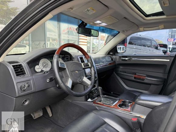 GALERİ NAZ-CHRYSLER 300C 3.0 CRD BOSTON PREMİUM MAKYAJLI