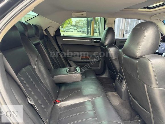 GALERİ NAZ-CHRYSLER 300C 3.0 CRD BOSTON PREMİUM MAKYAJLI