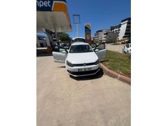 DÜŞÜK KM.Sahibinden Volkswagen Polo 1.0 Trendline 2015 Model