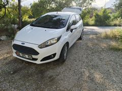2014 çıkışlı Ford Fiesta Normal kayıt Alanya'da dizel