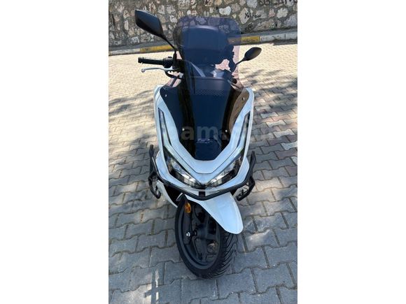 2025 MODEL HONDA PCX 125 DX AKSESUARLI 1300 KM'DE