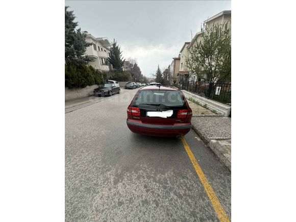 Sahibinden Volvo V40 2.0 T 2001 Model 