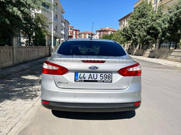 Sahibinden Ford Focus 1.6 TDCi Style 2012 Model  95.800 km