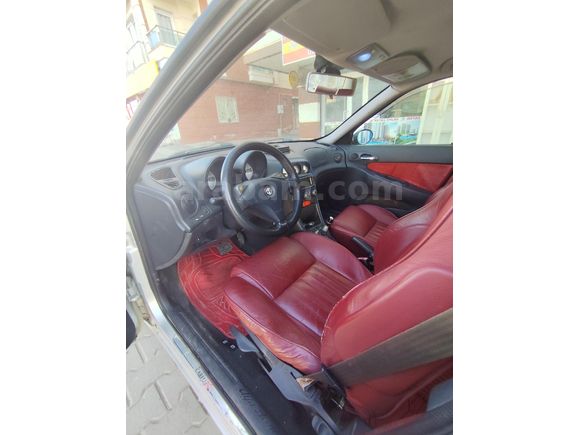 Sahibinden Alfa Romeo 156 2.0 TS Selespeed 2000 Model