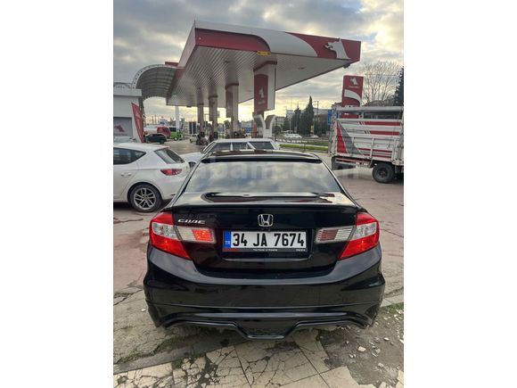 Sahibinden Honda Civic 1.6 Elegance 2012 Model  173.000 km Siyah