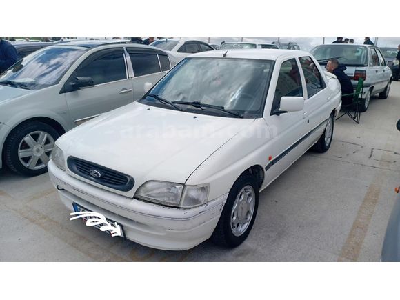 Açıklamayı  İyi Okuyun Ford Escort 1.6 CLX 1995 Model