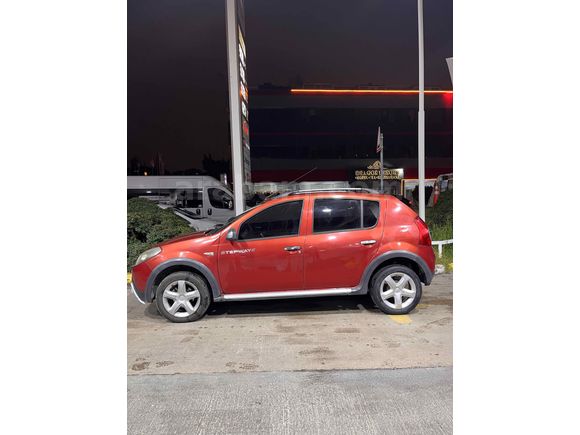 Sahibinden Dacia Sandero 1.5 dCi Stepway 2011 Model İstanbul 232.000 km Kırmızı