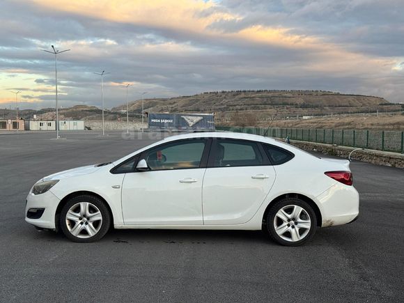 Sahibinden Opel Astra 1.6 Edition 2012 Model