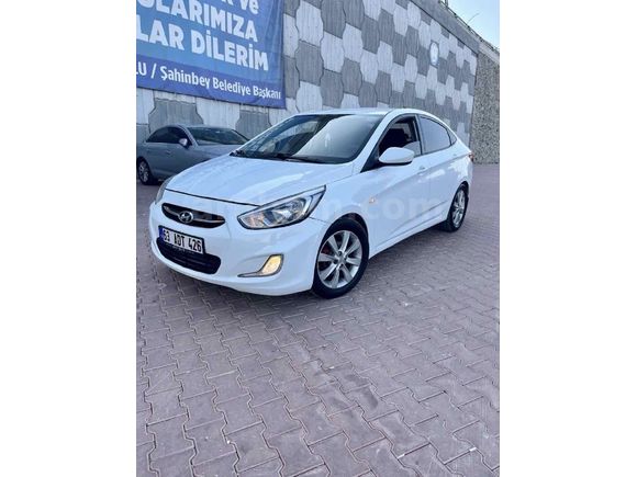 Sahibinden Hyundai Accent Blue 1.6 CRDI Mode Plus 2015 Model 