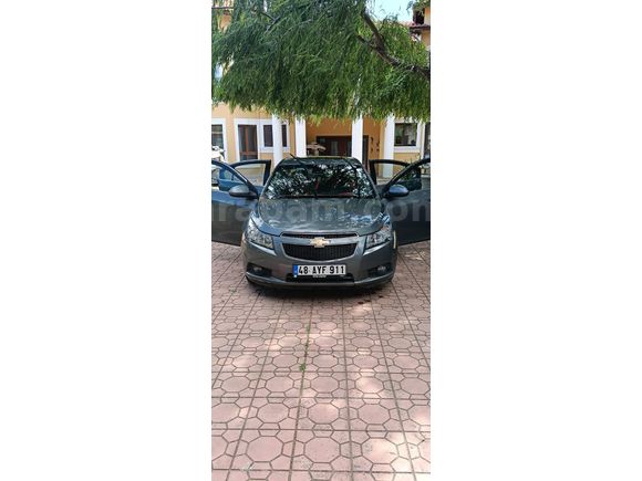 Sahibinden Chevrolet Cruze 1.6 LS Plus 2011 Model