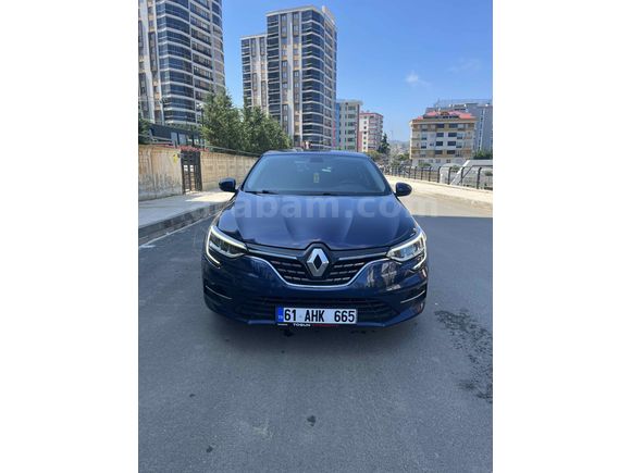 Sahibinden Renault Megane 1.3 TCe Icon 2023 Model 