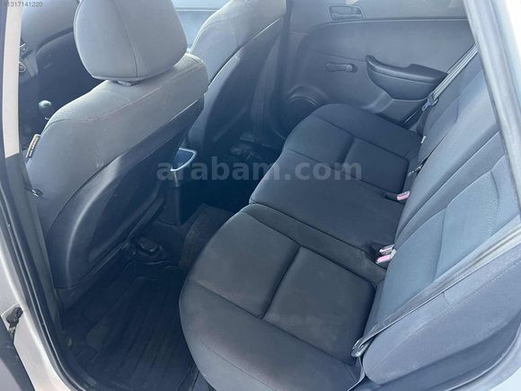 BUSE OTOMOTİV İ30 1.6 DİZEL 108000KM DE