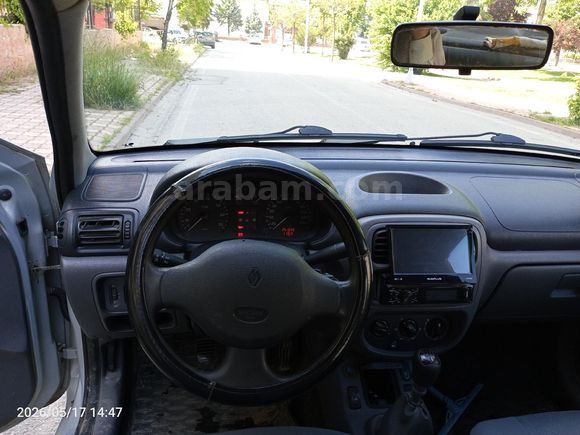 Sahibinden Renault Clio 1.4 RNA 2000 Model