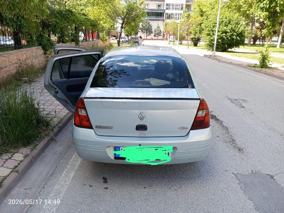 Sahibinden Renault Clio 1.4 RNA 2000 Model