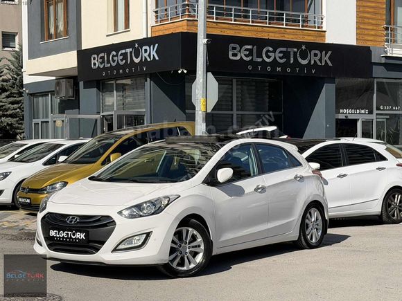 2013 MODEL 77.000 KMDE CAM TAVANLI ELİTE 1.SINIF HYUNDAİ İ30