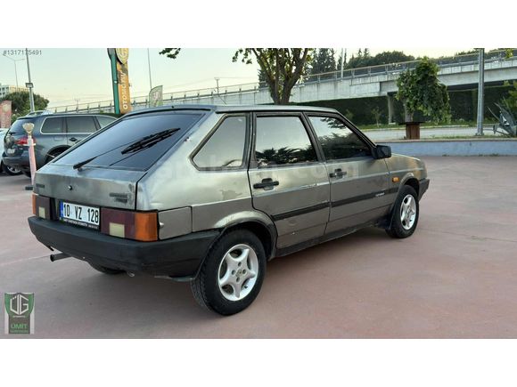 1993 LADA SAMARA