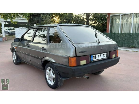 1993 LADA SAMARA